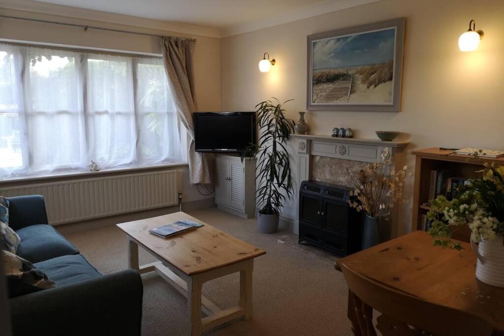 Blakeney Norfolk Bramble Lodge ***Self Catering*** Exteriör bild
